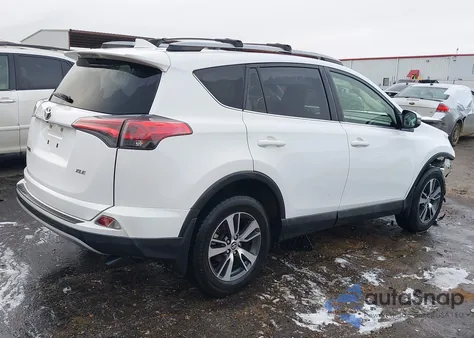 2018 Toyota Rav4 Xle из США, поврежденный, VIN JTMWFREV6JJ204587